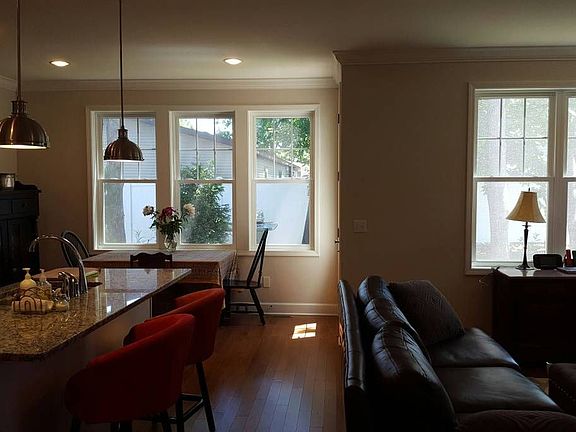 3rd image of 2 Maria Ln
