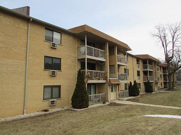 3rd image of 249 N Smith St Unit 2E
