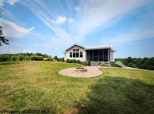 230 Brown Rd, Grafton, WV 26354