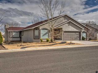 1118 Dixie Ln, Fernley, NV 89408