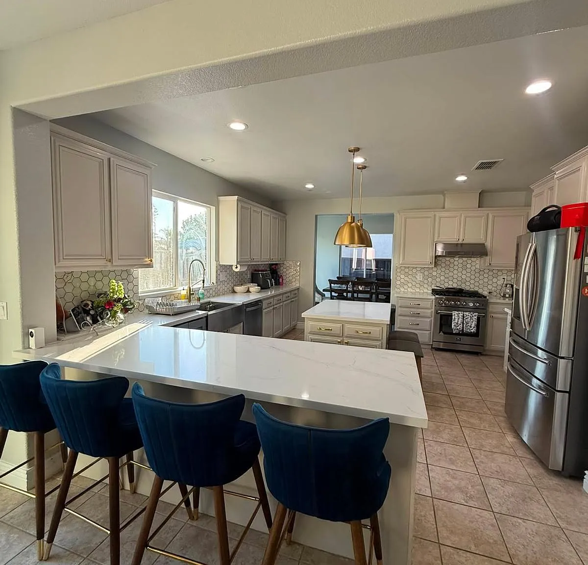 4 bed, 2764 sqft, $3,700 — Photo 1