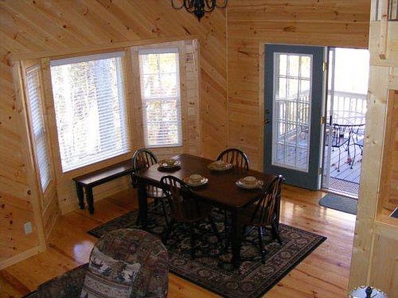 Dining room with bay window