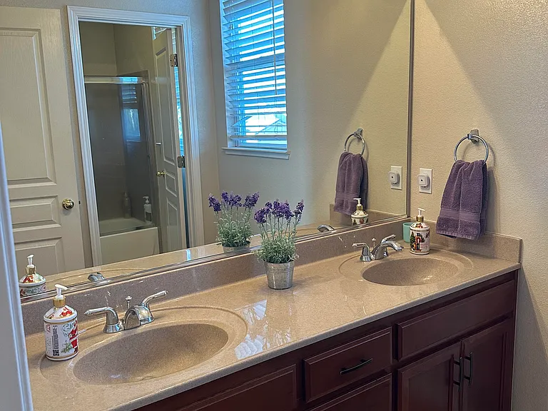 5617 Edgefield Way — Photo 4