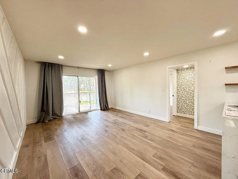 660 Sunfish Way — Photo 8