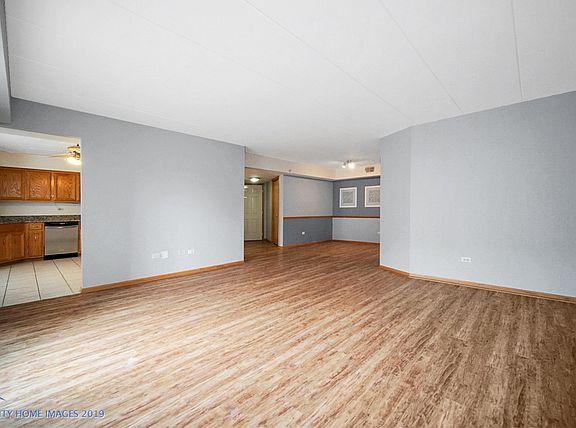 3rd image of 9400 Melvina Ave APT 2SE
