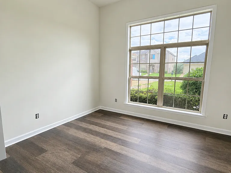 705 Evanwood Dr — Photo 18