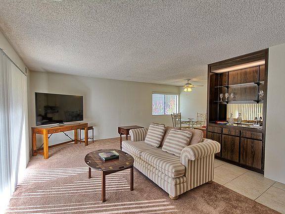 2nd image of 430 N Greenhouse Way