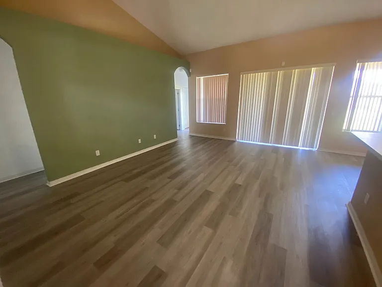 1239 Dunbrooke St — Photo 4