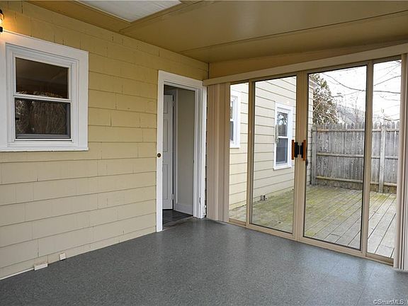 5th image of 271 Glenwood Ave