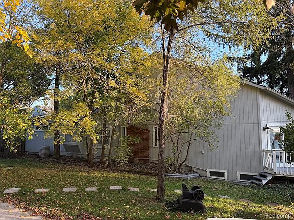 4th image of 2295 Austin Dr