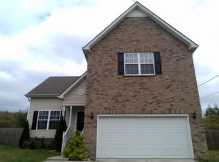 120 Lyndhurst Dr, La Vergne, TN 37086