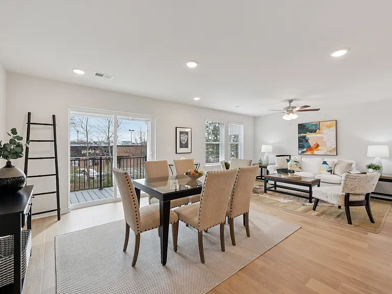 Sweetwater Springs Townhomes — Photo 8