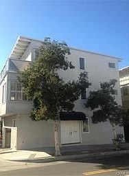 3rd image of 2211 Manhattan Ave