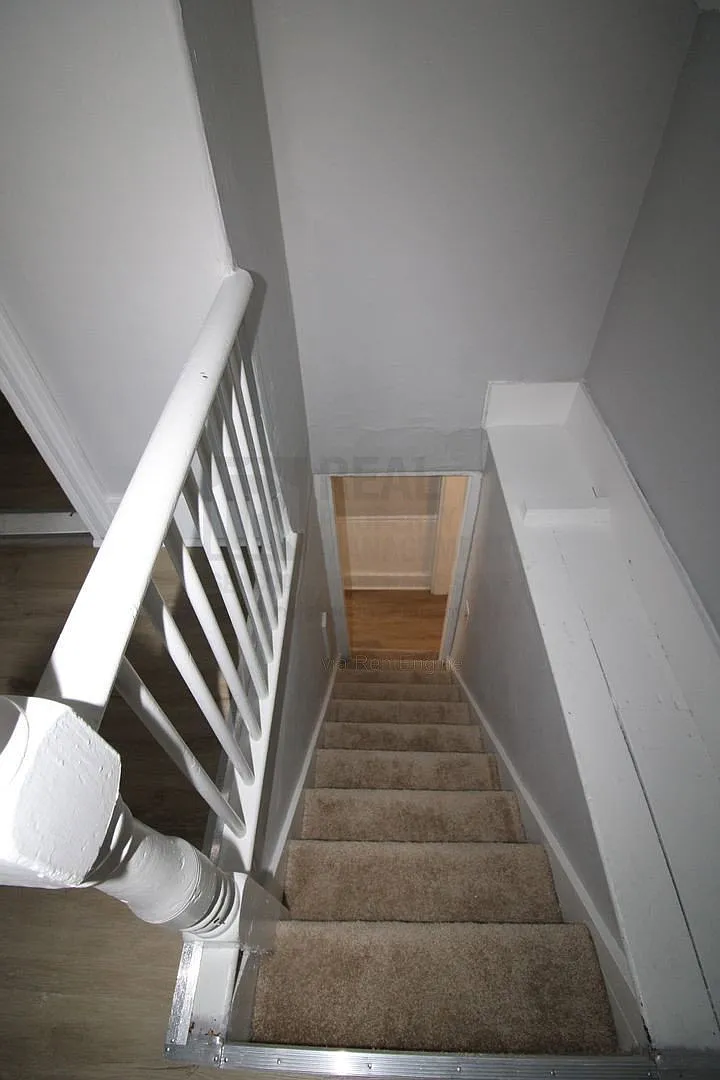 3 bed, 1.0 bath, $2,150 — Photo 4