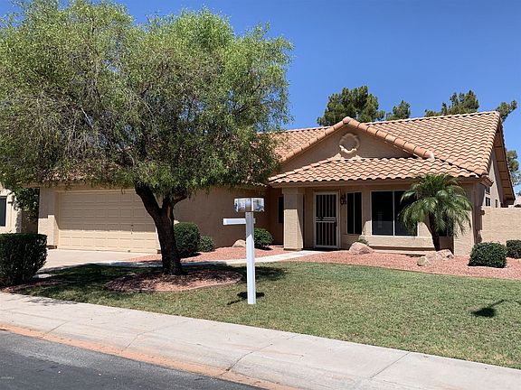 3rd image of 3640 S Acacia Dr