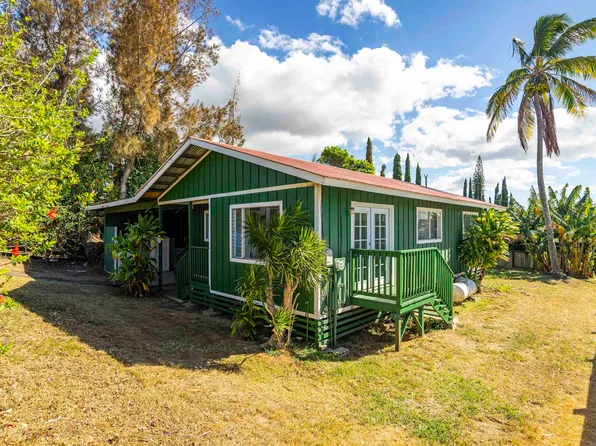 3576 Pahala St, Makawao, HI 96768