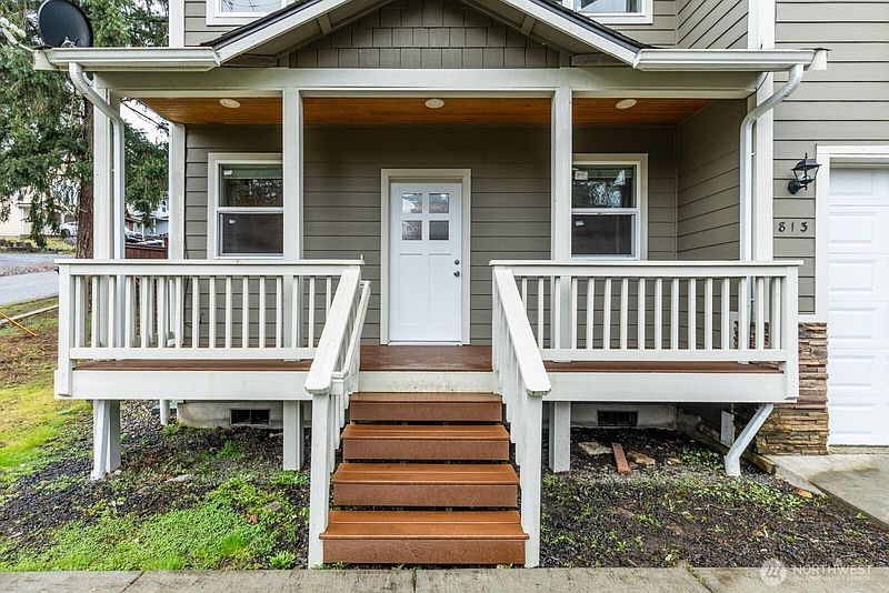 4th image of 813 S 10th Street