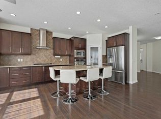386 N Mahogany Ter SE, Calgary, AB T3M0X4