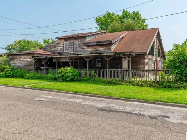 2200 Locust St, Terre Haute, IN 47807