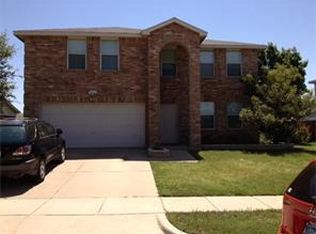 3218 Lipizzan Dr, Denton, TX 76210