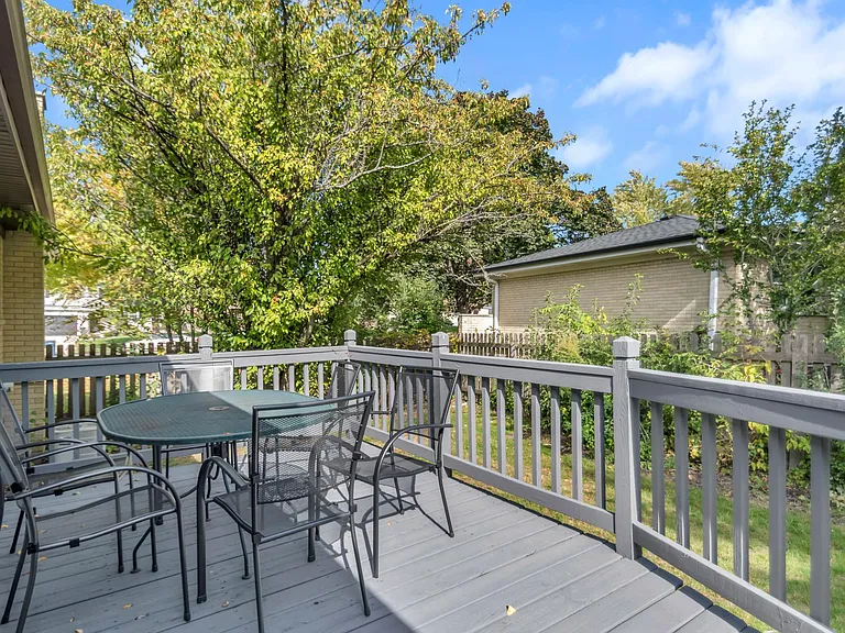 Merlin Dr — Photo 19