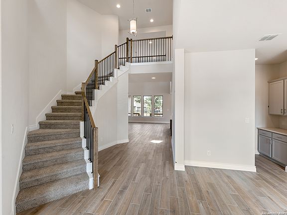 3rd image of 3024 Bristow Park