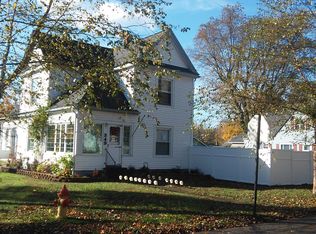 349 Fenton Ave, Conneaut, OH 44030