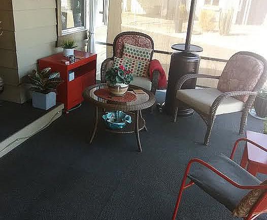 Front raised covered deck