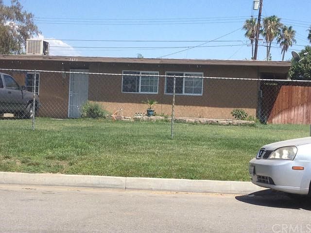 1st image of 7673 Bonnie St