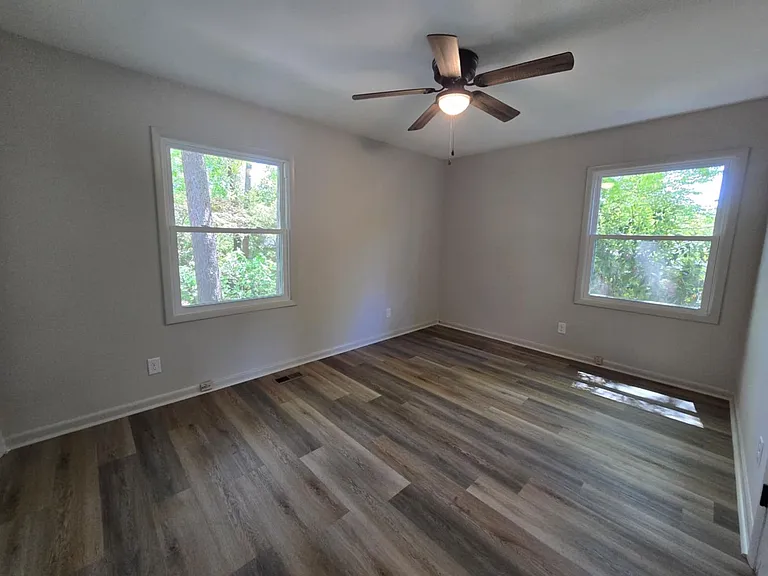 1819 Cawdor Dr — Photo 14