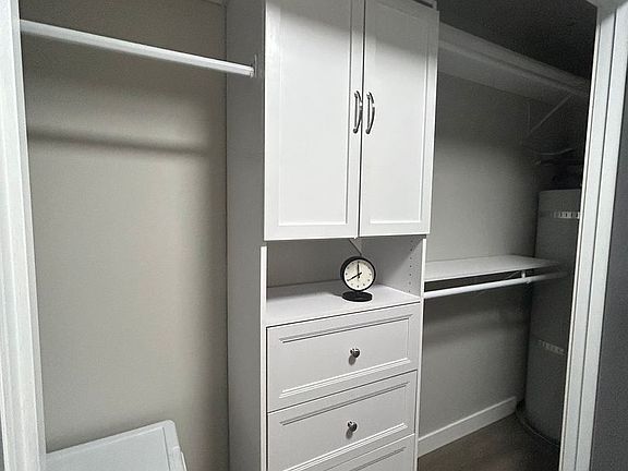 5th image of 1519 California Ave SW #402