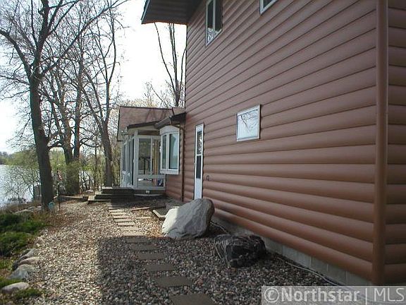 3rd image of 21386 746th Ave