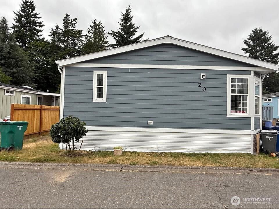 1st image of 602 29th St SE #20
