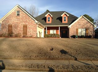 728 Creston Dr, Byram, MS 39272