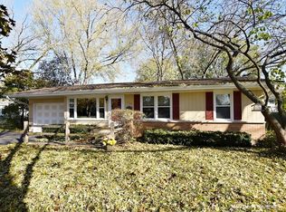 1720 Pleasant Ave, St Charles, IL