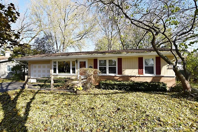 1720 Pleasant Ave photo 1