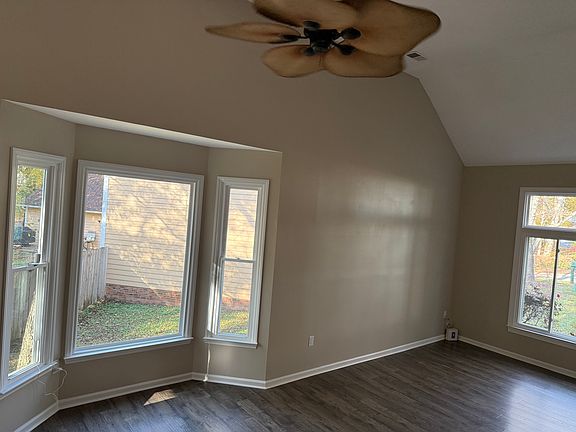 4th image of 5330 Caradon Dr