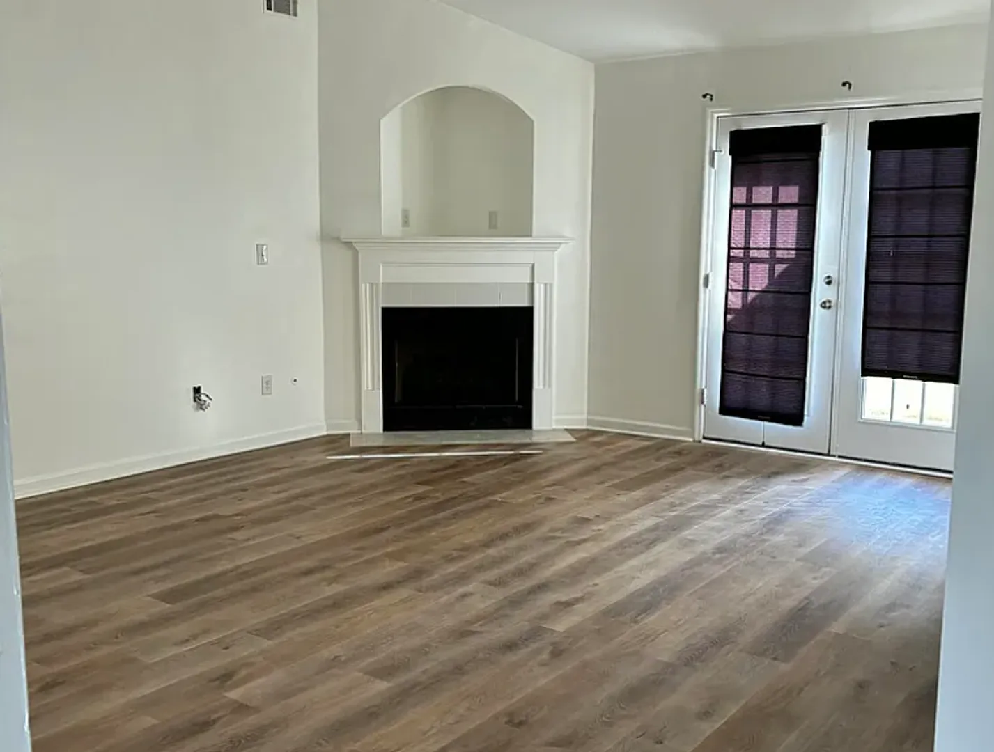 1844 Beaver Creek Lane — Photo 2