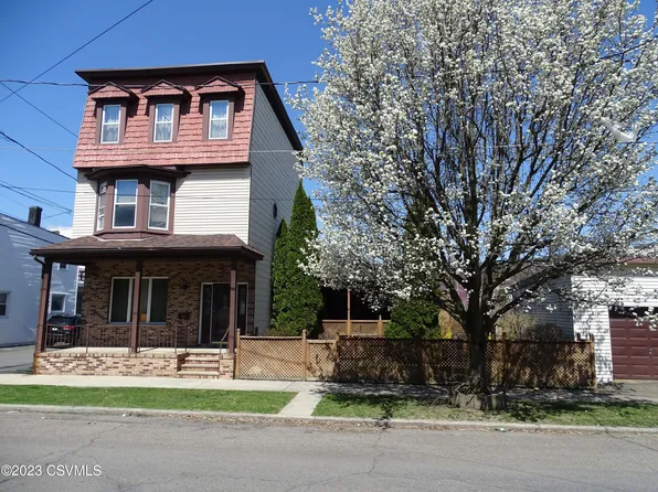 229 E 2nd St, Mount Carmel, PA 17851