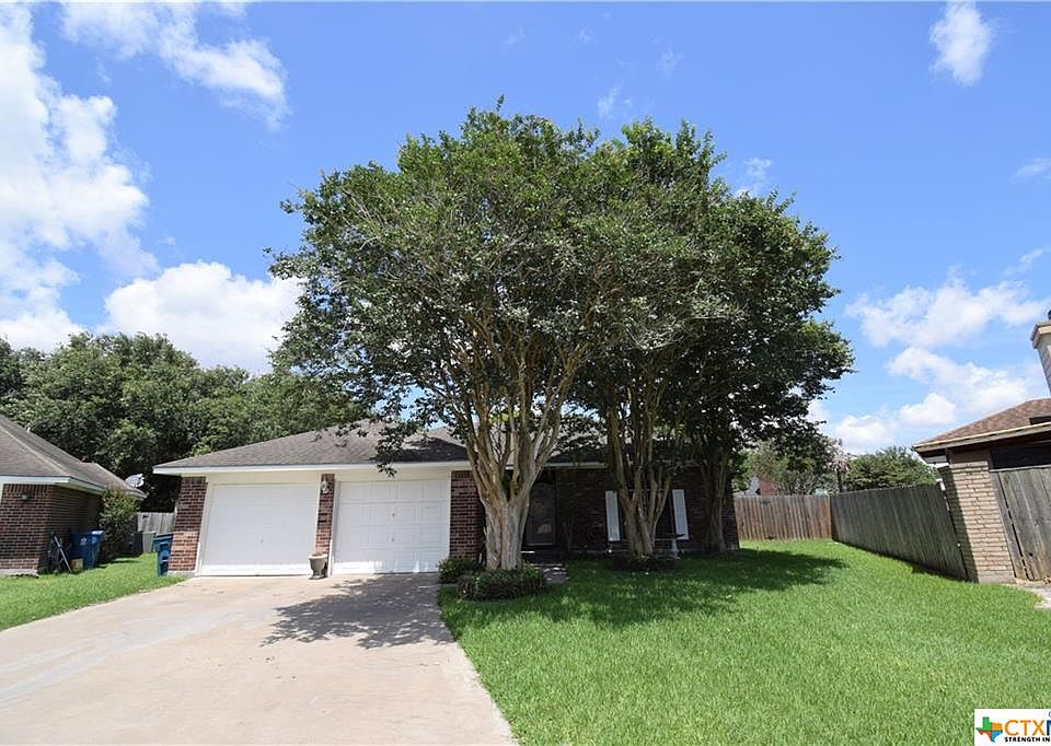 1st image of 114 Pecanwood Pl