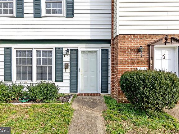 2nd image of 315 Ellery Ct
