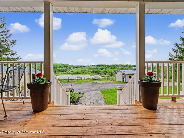 418 Dixie Hwy, Starrucca, PA 18462