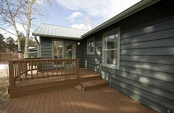 3rd image of 915 Northwoods Dr W