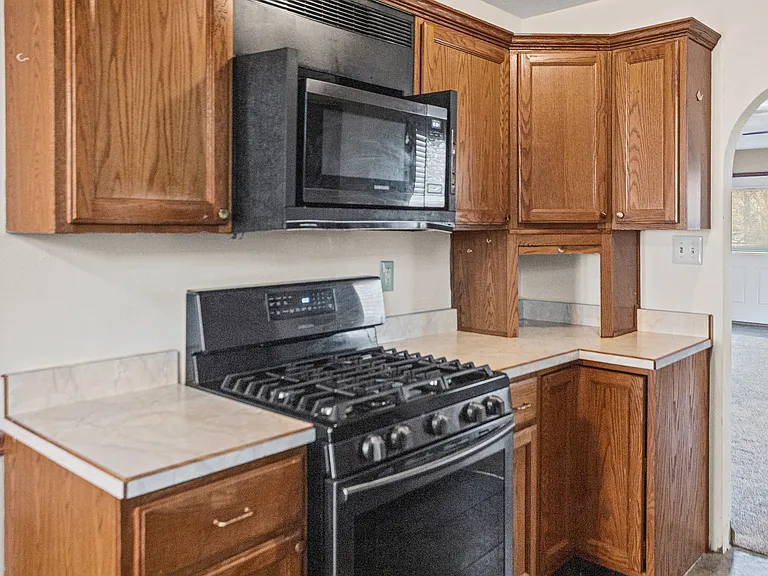 113 Orchard Dr — Photo 17