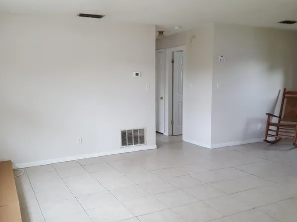2433 Chase Ave #A, Sanford, FL 32771