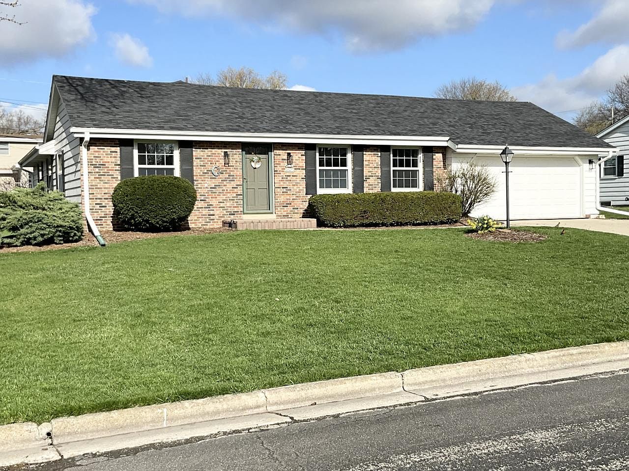 W173N8479 Westbridge AVENUE, Menomonee Falls, WI 53051 Zillow