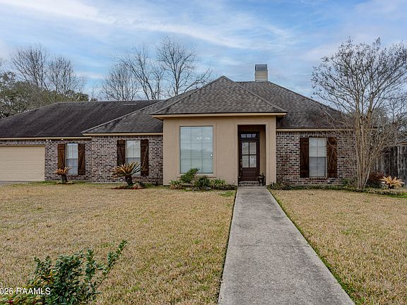 2nd image of 301 Magnolia Knee Dr
