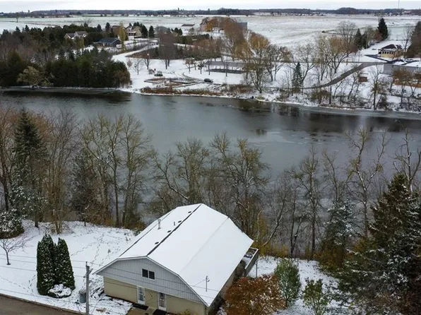 130 N Water St, North Huron, ON N0G 2W0