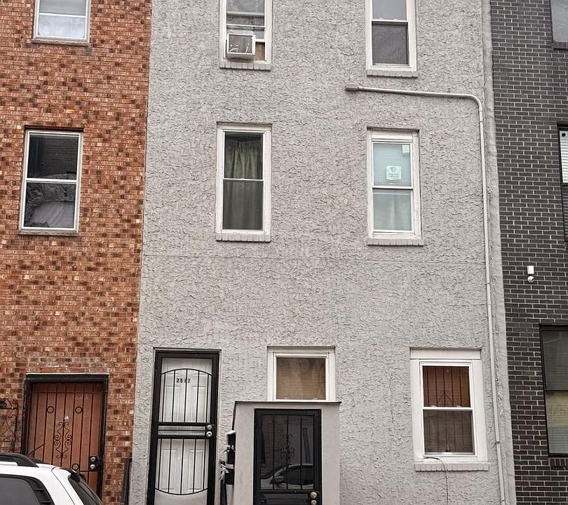 1st image of 2517 N Front St