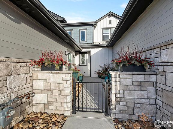 2nd image of 4264 Grand Park Dr